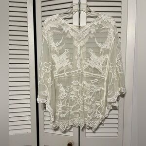Cupshe white sheer lace top, Flared sleeves, Women’s Size L, Preowned